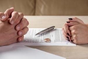 Divorce par consentement mutuel et rachat de crédit